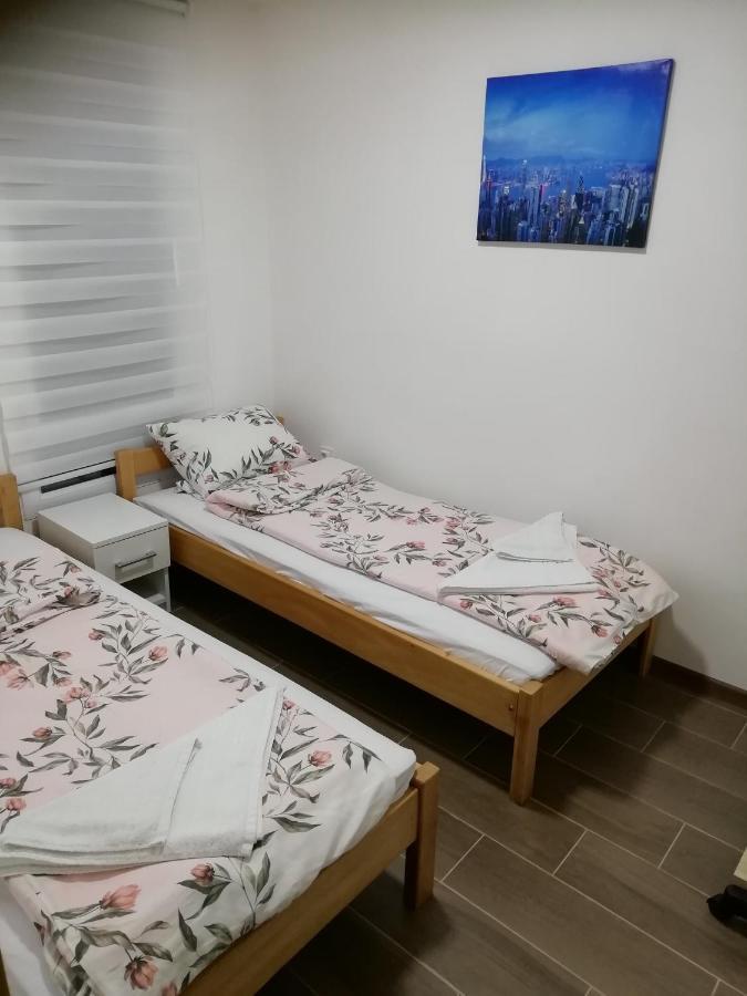 Mia Apartmani - Novoizgradjeni Objekat Gornji Milanovac Exterior foto